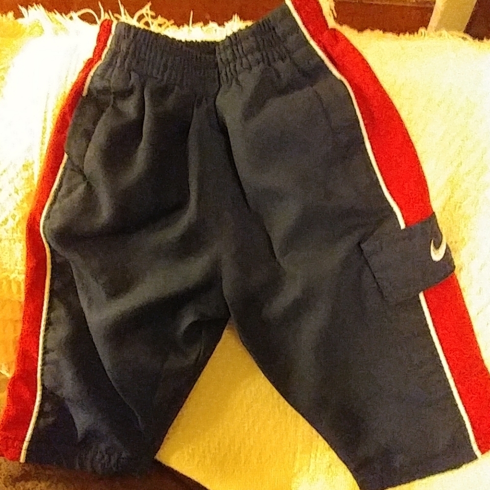 Nike boys lined sweat pants